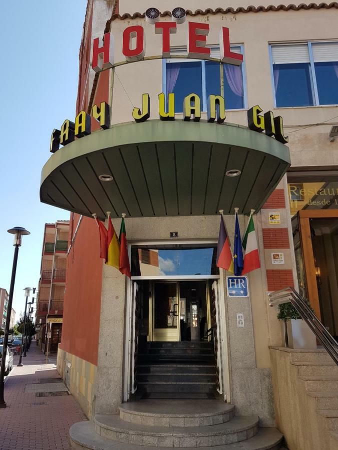 Hotel Fray Juán Gil Arévalo Buitenkant foto